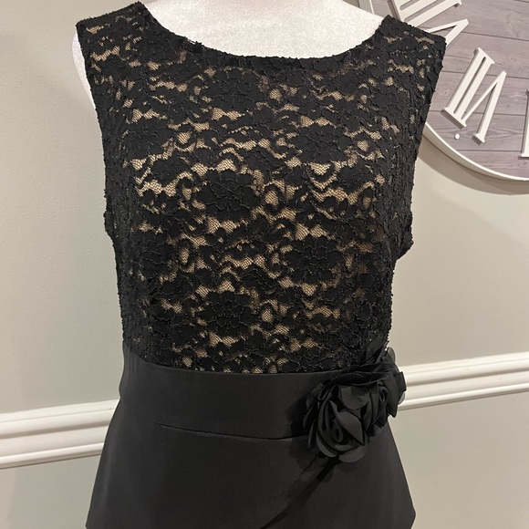 Women's Black Lace over nude color dress Macy's Brand Connected…NWOT - Picture 6 of 12